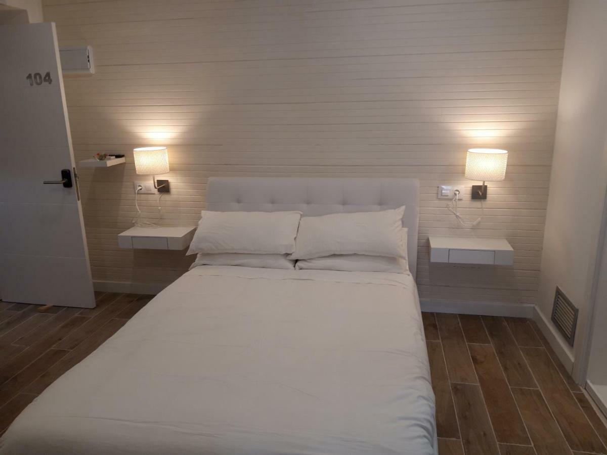 H.Albar Mieres Hotel Mieres  Buitenkant foto